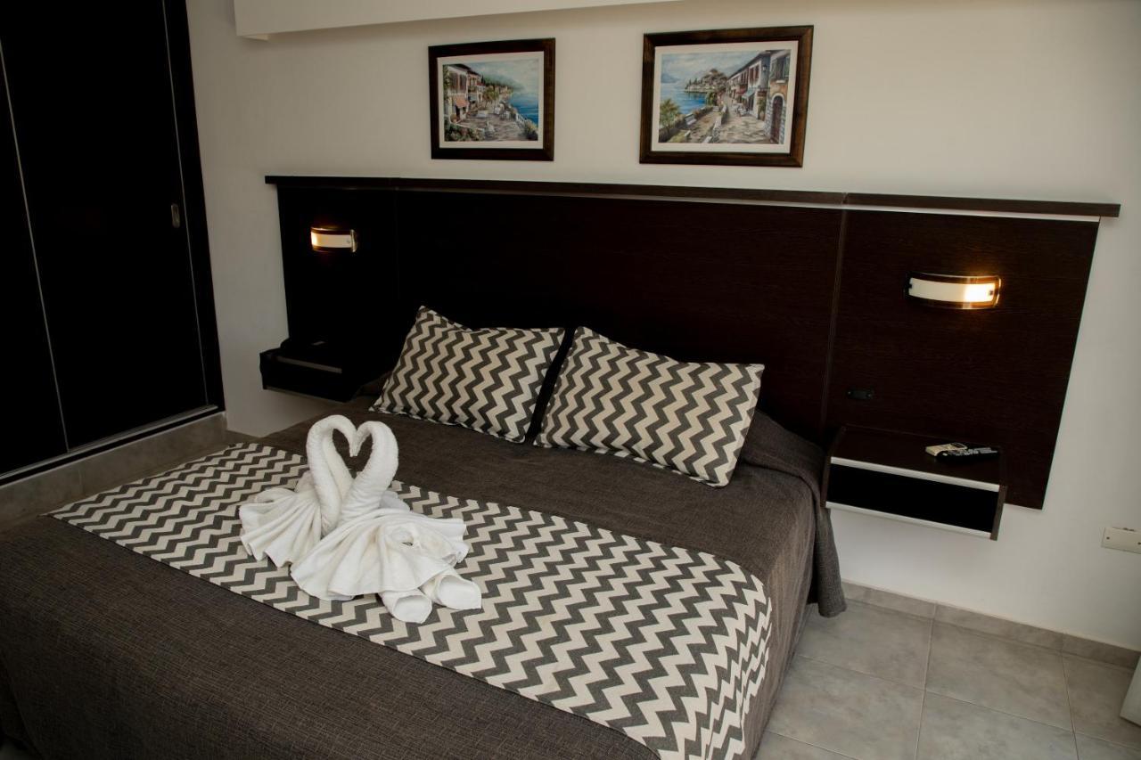 Villa La Font Apart Hotel & Spa Вілья-Карлос-Пас Екстер'єр фото