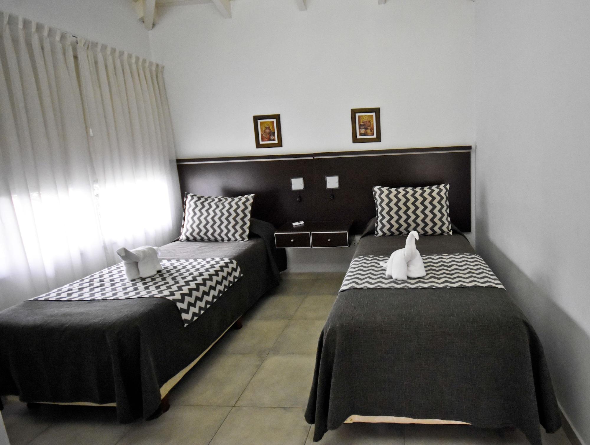 Villa La Font Apart Hotel & Spa Вілья-Карлос-Пас Екстер'єр фото