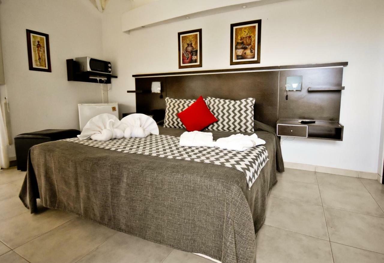 Villa La Font Apart Hotel & Spa Вілья-Карлос-Пас Екстер'єр фото