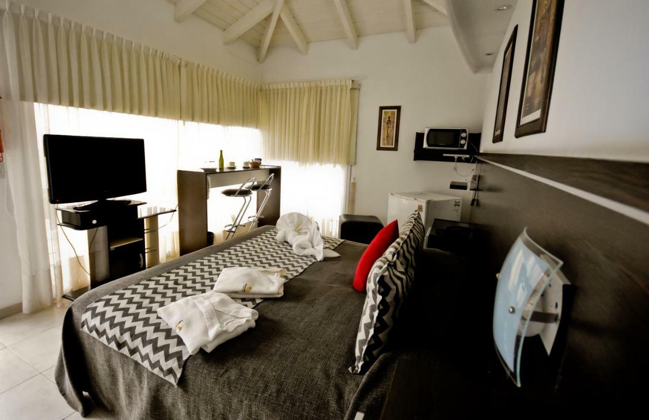 Villa La Font Apart Hotel & Spa Вілья-Карлос-Пас Екстер'єр фото
